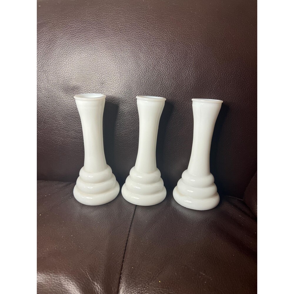 Randall Milk Glass Bud Vase VTG 3 Ring Bee Hive Base 6" 60s